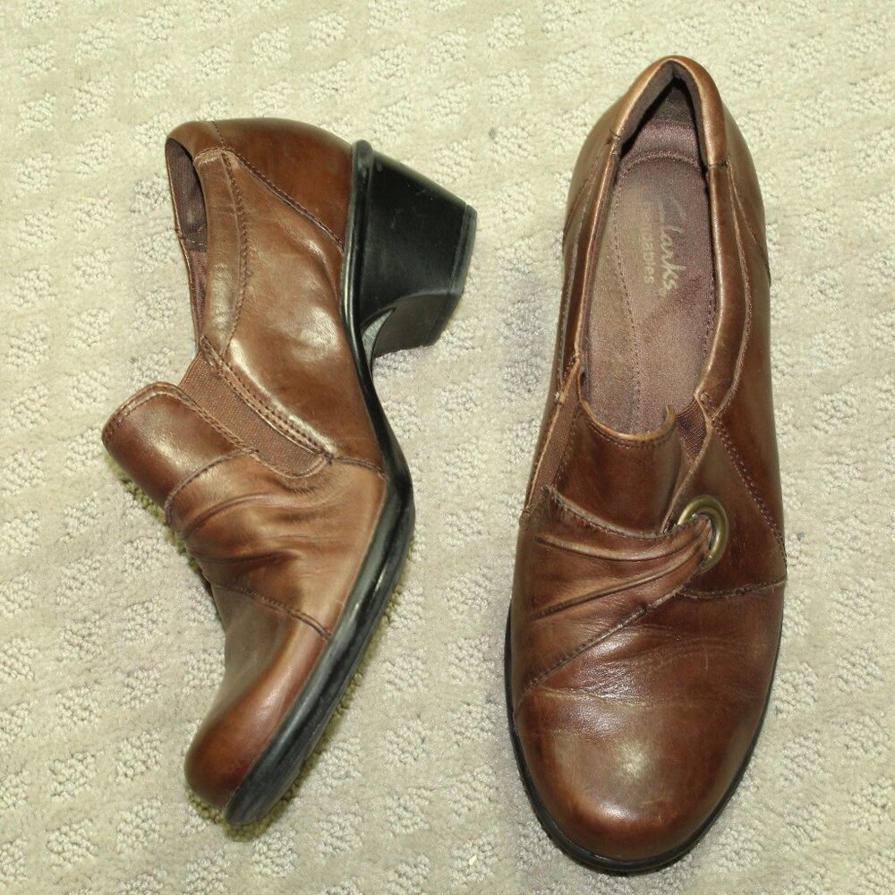 Clarks Bendables Women's Size 8W Loafers Block Heel